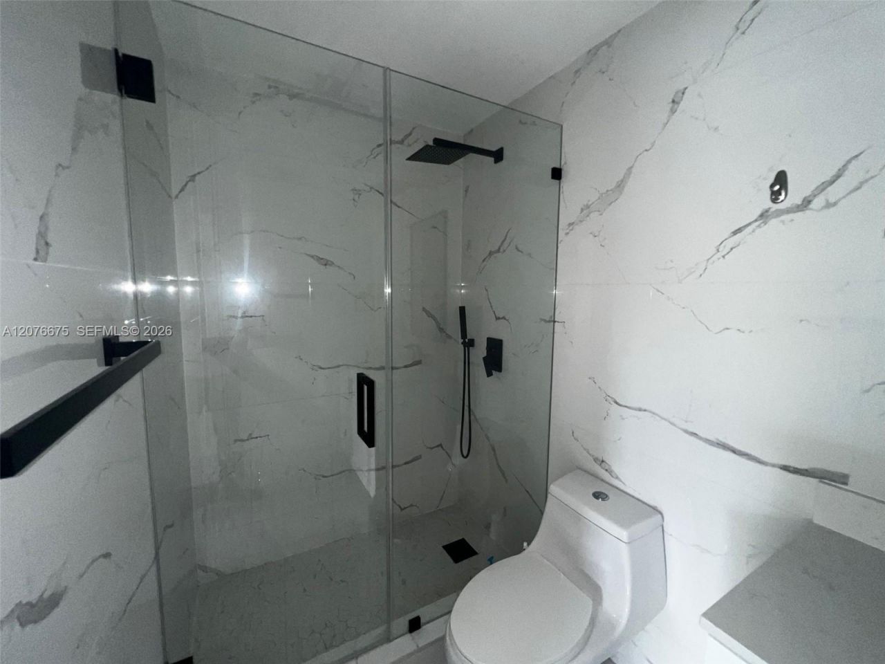 18755 NW 62nd Ave , Unit 204, Hialeah, FL 33015 Photo