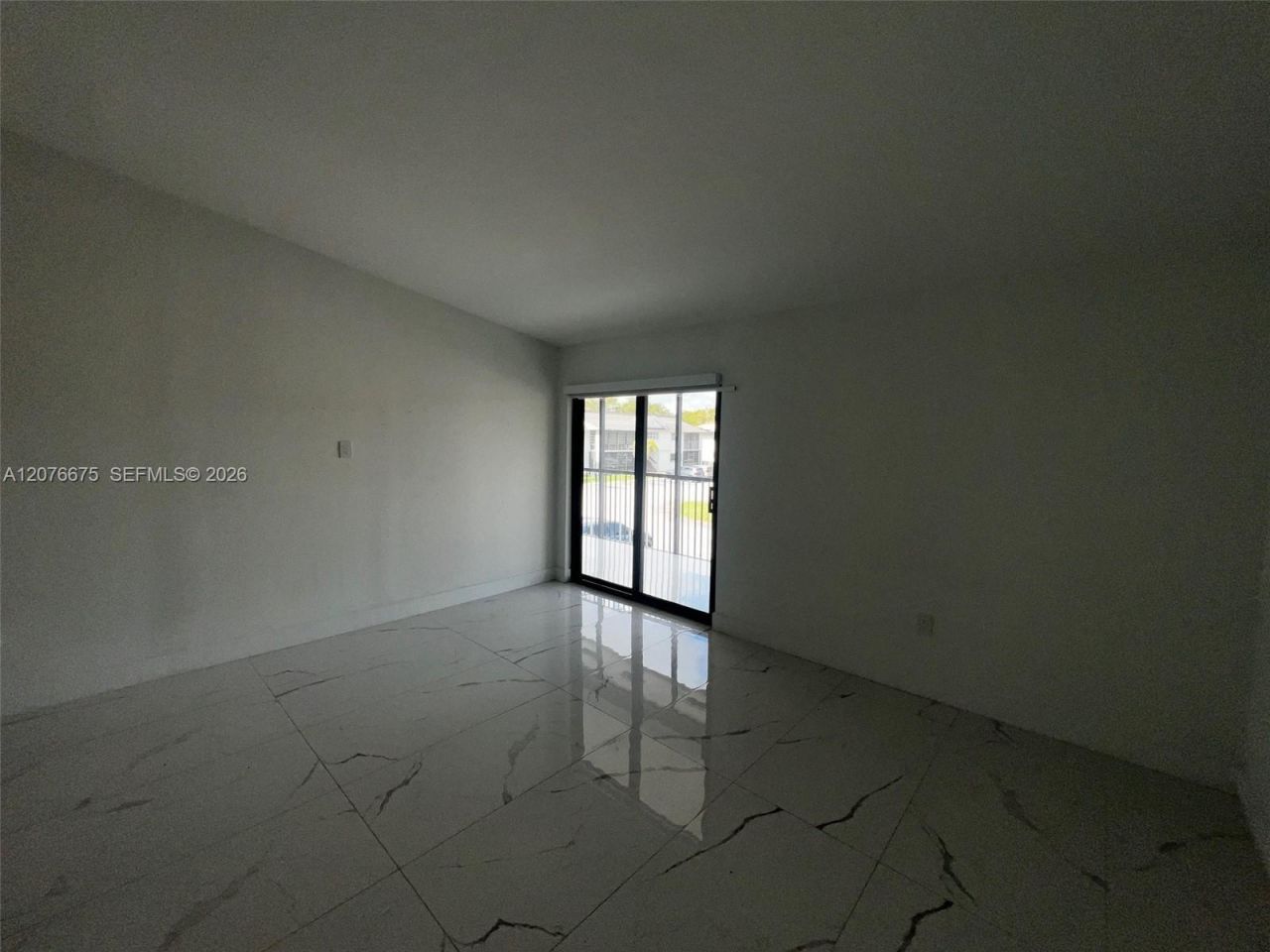18755 NW 62nd Ave , Unit 204, Hialeah, FL 33015 Photo