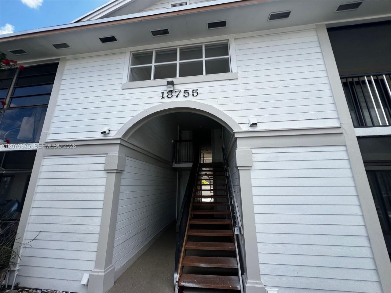 18755 NW 62nd Ave , Unit 204, Hialeah, FL 33015 Photo