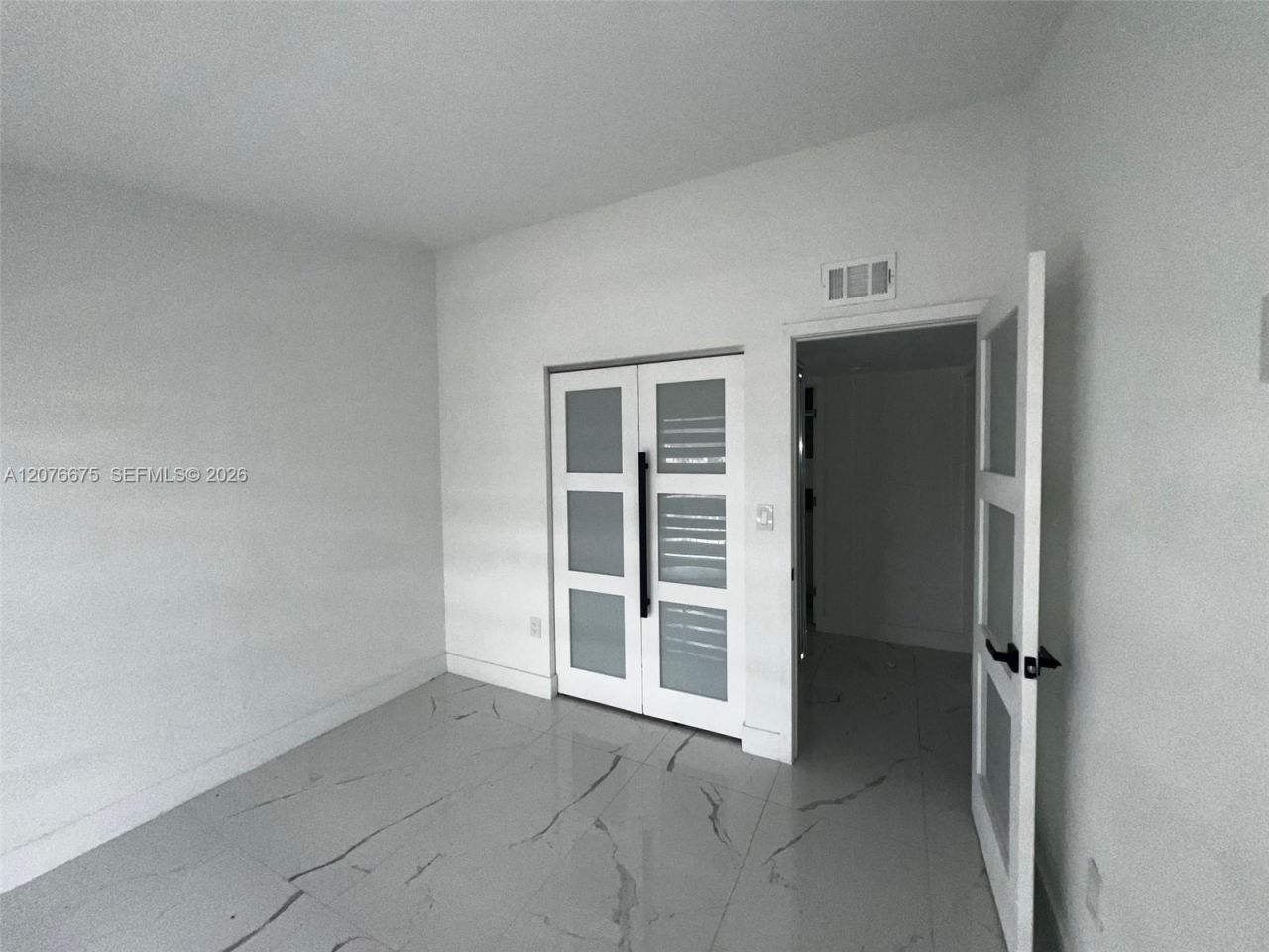18755 NW 62nd Ave , Unit 204, Hialeah, FL 33015 Photo