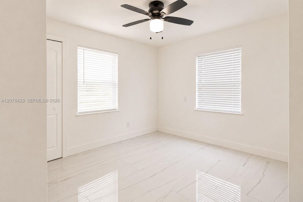 5225 NE 1st Ave , Fort Lauderdale, FL 33334 Photo