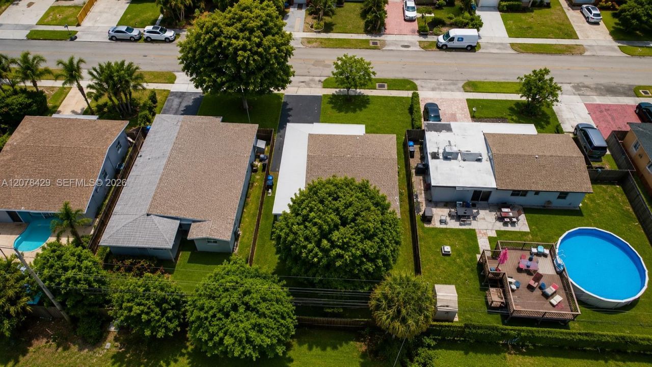 5225 NE 1st Ave , Fort Lauderdale, FL 33334 Photo