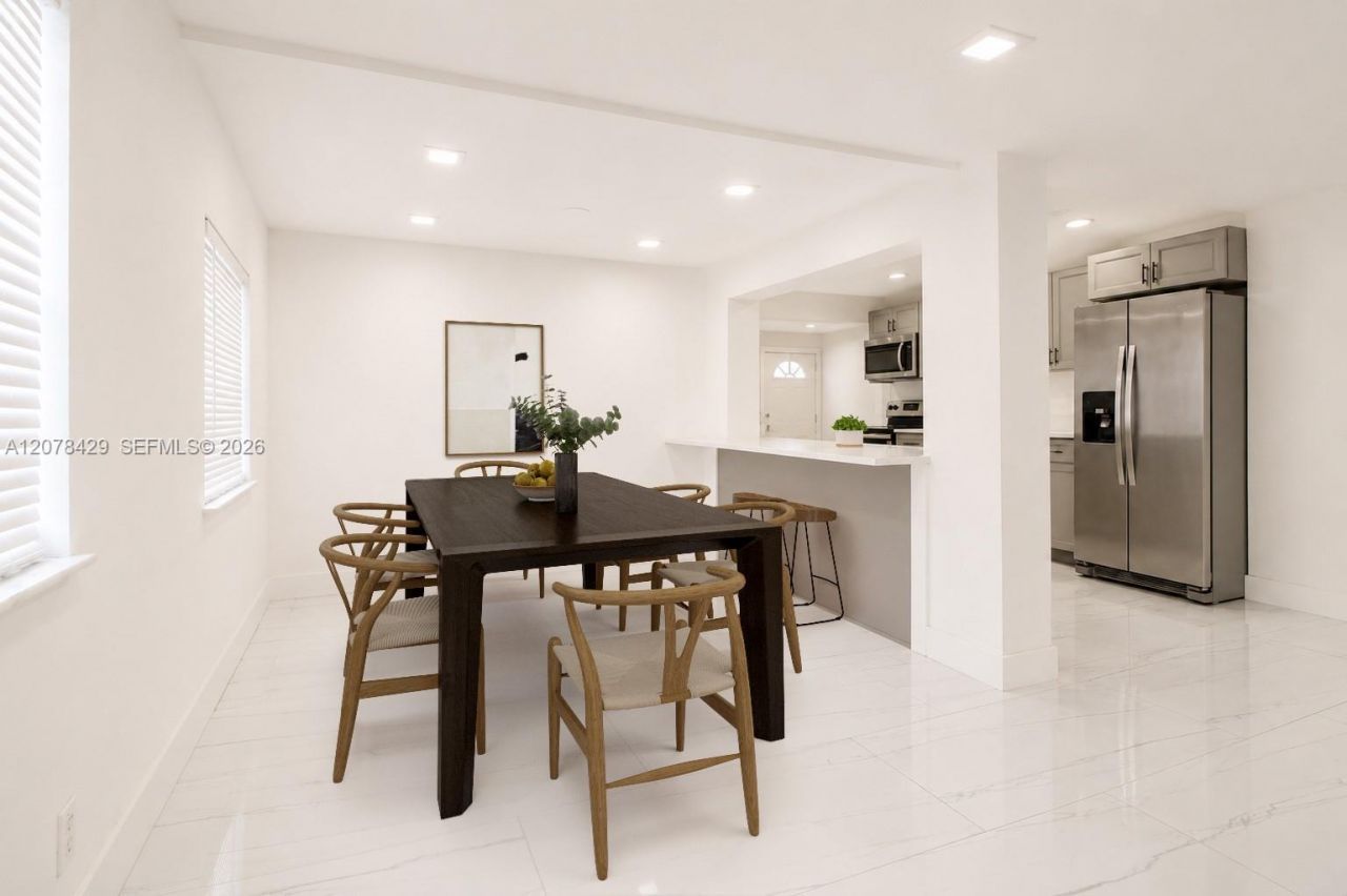 5225 NE 1st Ave , Fort Lauderdale, FL 33334 Photo
