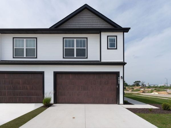 5940 Butterfield Drive , Bettendorf, IA 52722