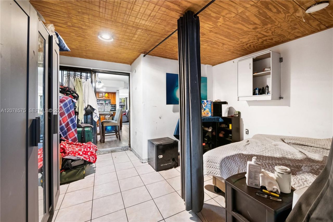 2093 W 54th Ter, Unit 38, Hialeah, FL 33016 Photo