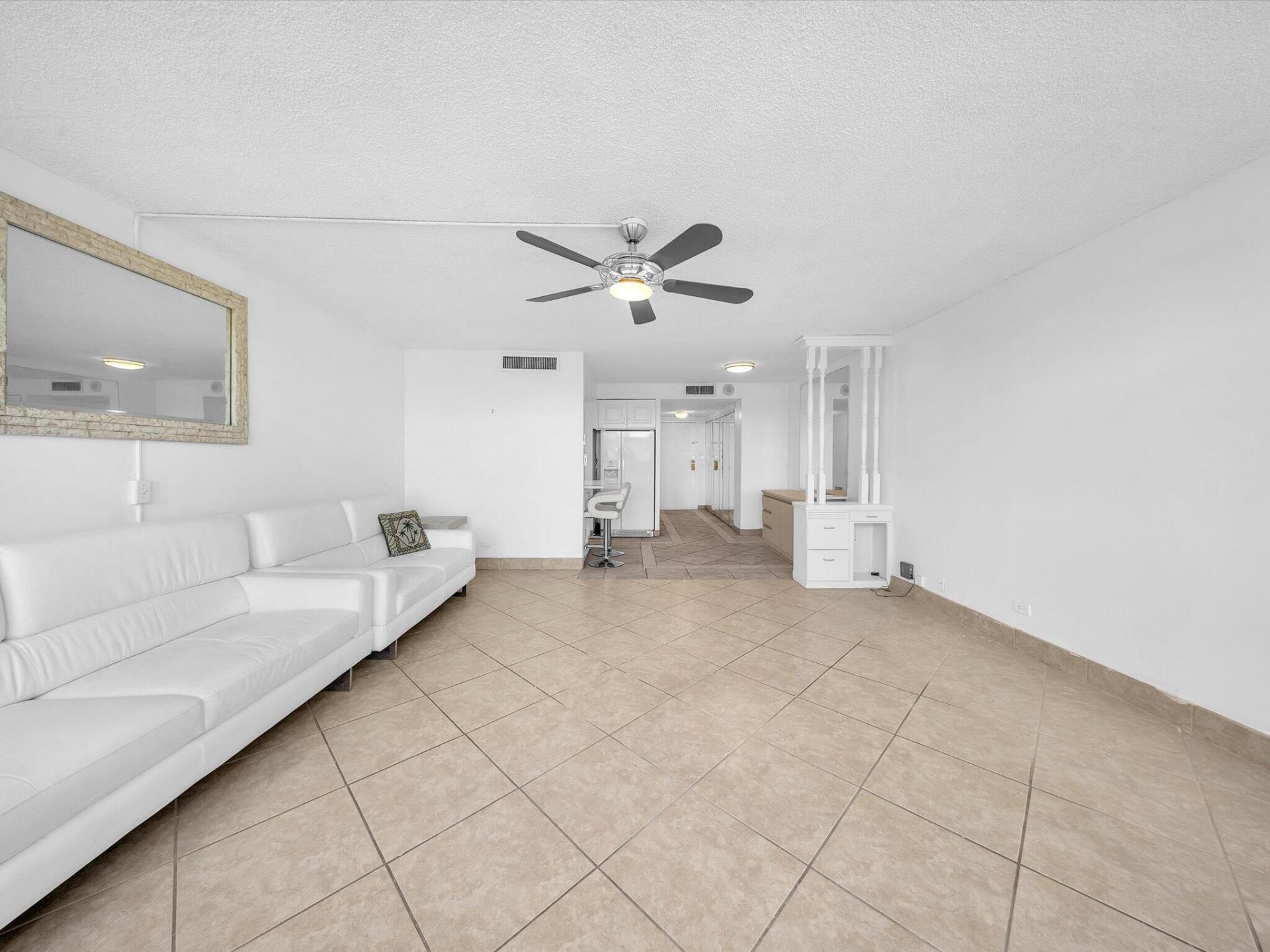251 174th Street, Unit 2310, Sunny Isles Beach, FL 33160 Photo