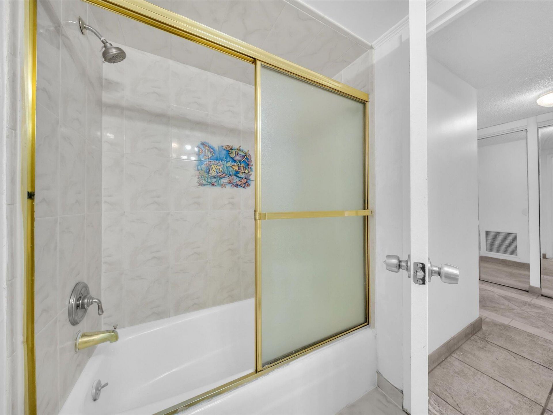 251 174th Street, Unit 2310, Sunny Isles Beach, FL 33160 Photo