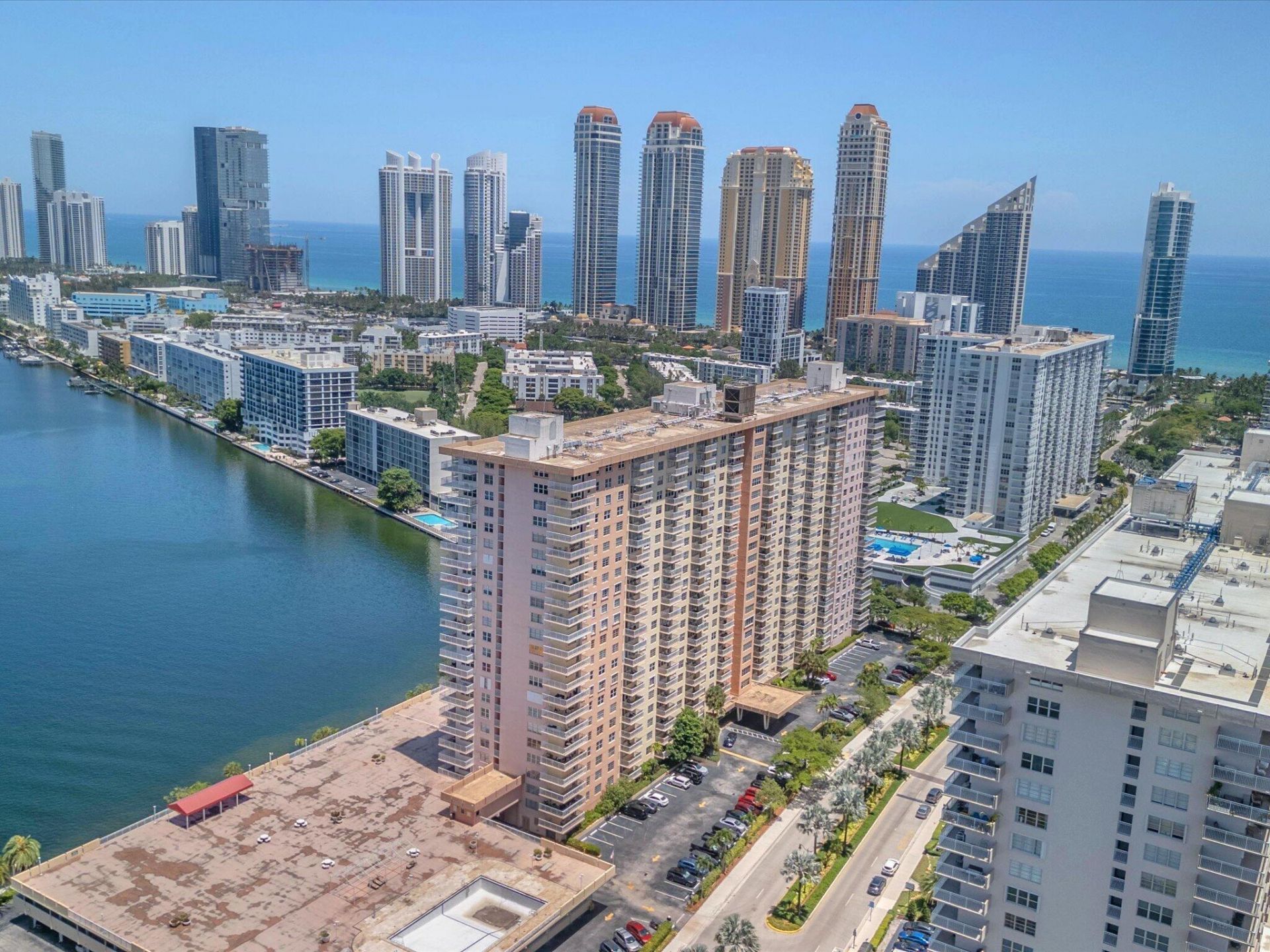 251 174th Street, Unit 2310, Sunny Isles Beach, FL 33160 Photo