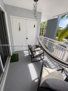 8520 SW 212th St, Unit 305, Cutler Bay, FL 33189 Photo
