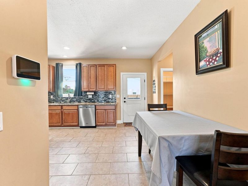 6548 Basil Western Road NW, Carroll, OH 43112 Photo 14