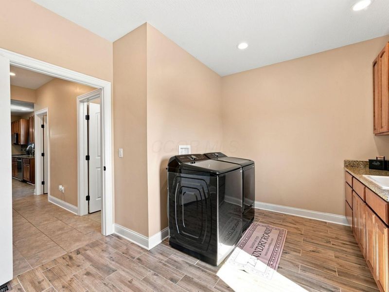 6548 Basil Western Road NW, Carroll, OH 43112 Photo 36