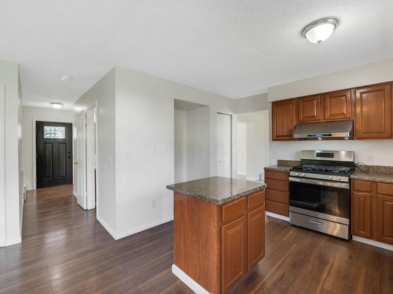 3098 Fayburrow Drive, Reynoldsburg, OH 43068 Photo 12
