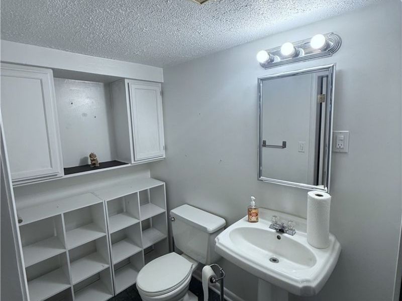549 N Skyline Drive, Seven Hills, OH 44131 Photo 29