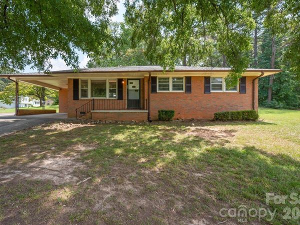 901 S 10th Street , Bessemer City, NC 28016