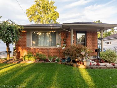 5635 Clippert Street, Dearborn Heights, Mi 48125