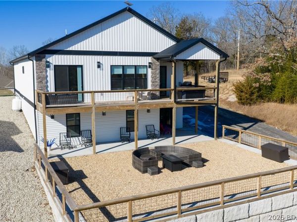 224 Park Place Drive, Kaiser, MO 65047