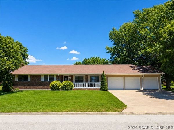 626 Breckenridge Drive, Tipton, MO 65081