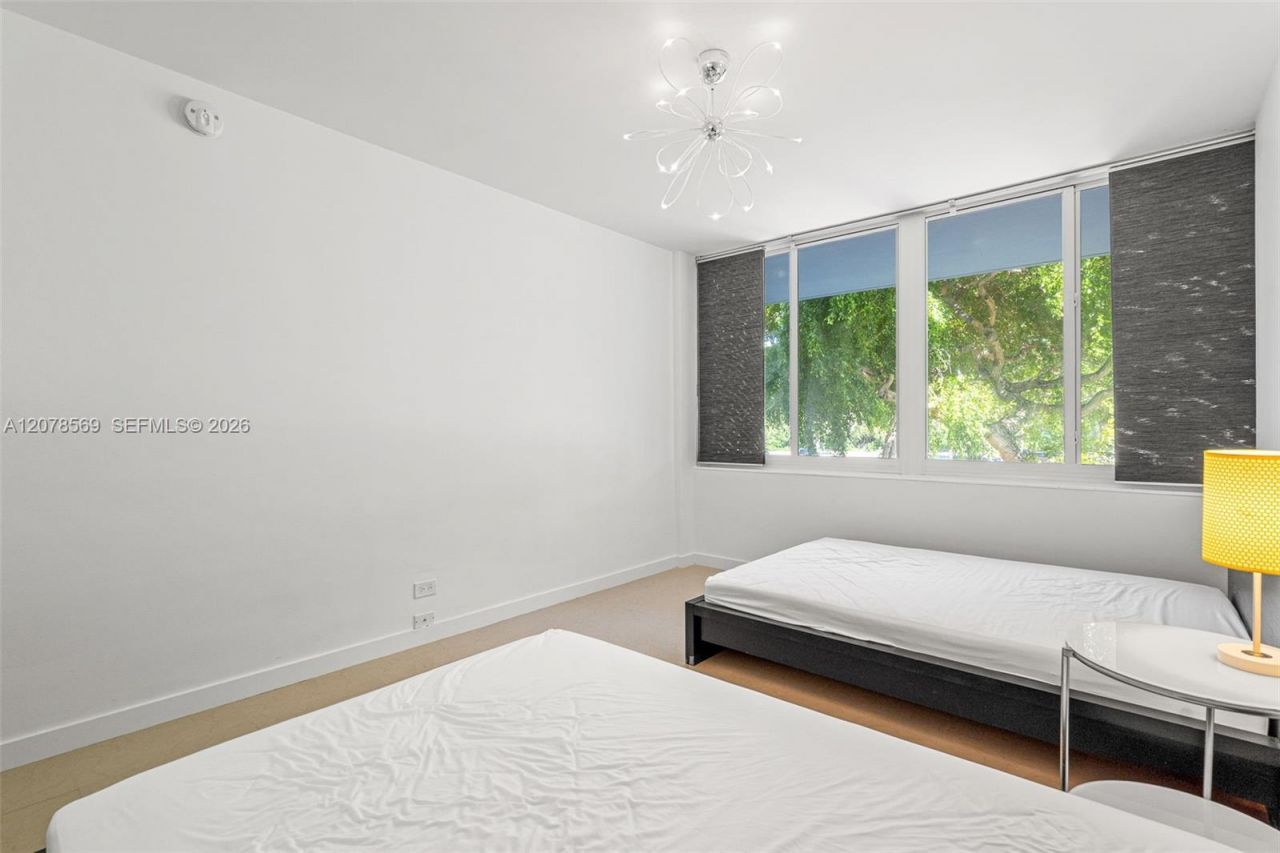 7441 Wayne Ave, Unit 1R, Miami Beach, FL 33141 Photo