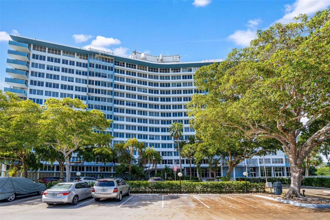 7441 Wayne Ave, Unit 1R, Miami Beach, FL 33141 Photo