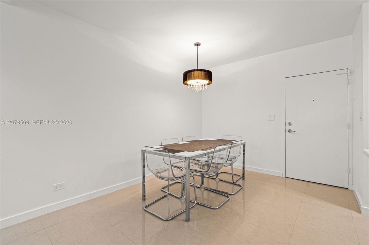 7441 Wayne Ave, Unit 1R, Miami Beach, FL 33141 Photo