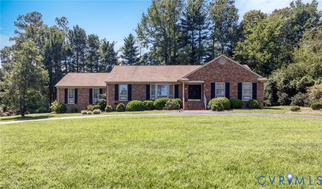 13017 Fairway Lane, Ashland, VA 23005 Main Photo