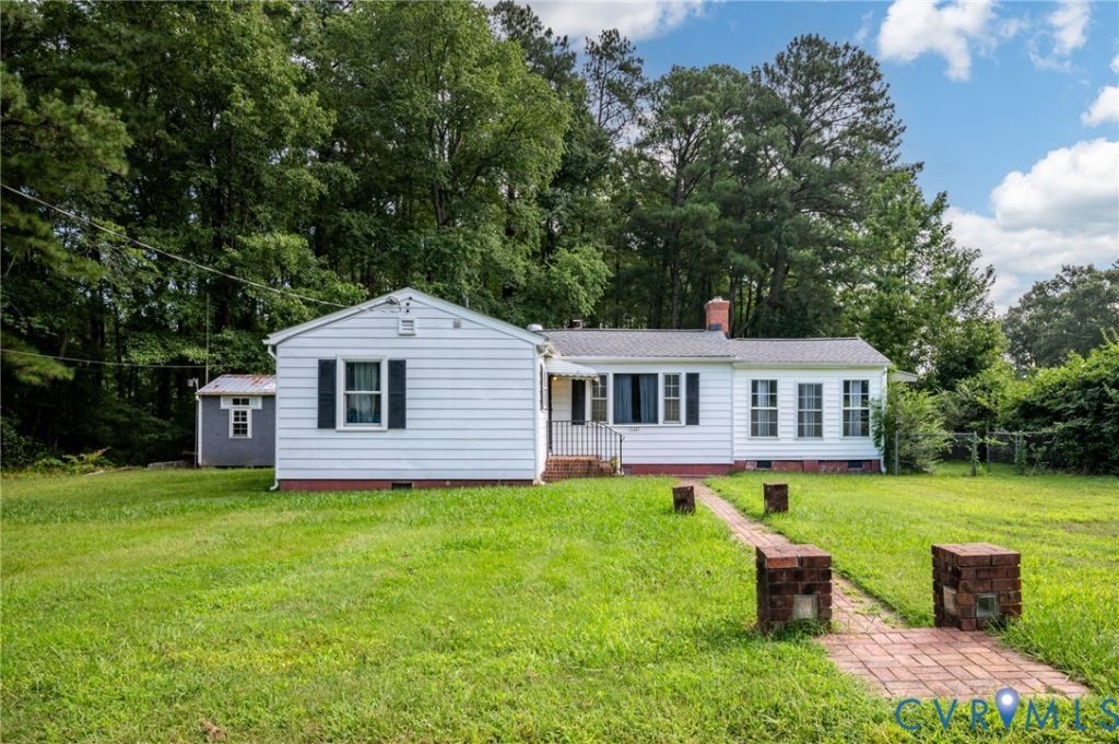 11201 Greenwood Road, Glen Allen, VA 23059 Main Photo