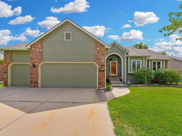 11421 W CENTRAL PARK ST, Wichita, KS 67205