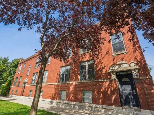 3222 W SUNNYSIDE Avenue , Unit 2E, Chicago, IL 60625