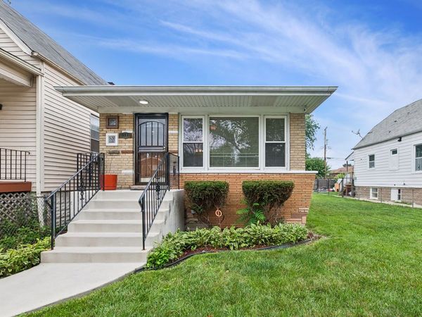 6534 S Bell Avenue , Chicago, IL 60636