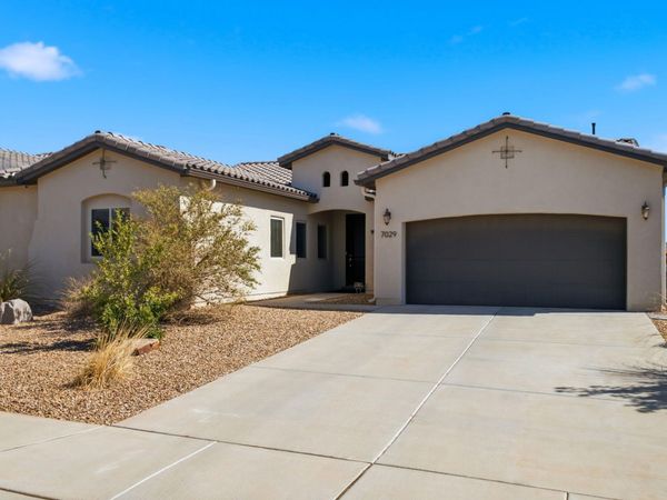 7029 Cleary Loop NE, Rio Rancho, NM 87144