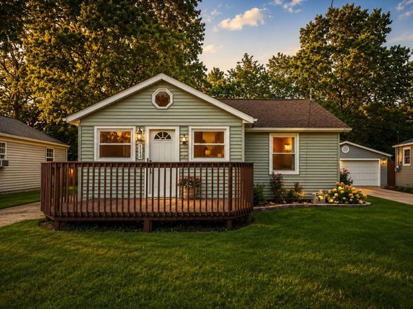114 Trunk Court , Michigan City, IN 46360