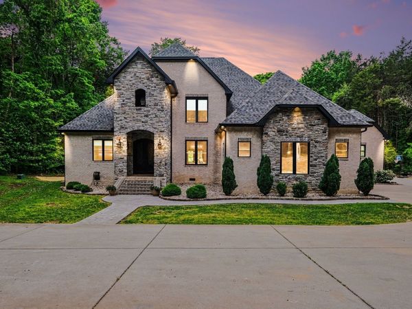 1850 Puryears Bend Rd , Hartsville, TN 37074
