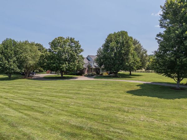 1924 Evergreen Rd , Thompsons Station, TN 37179