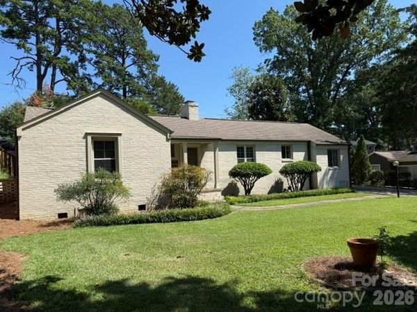 2218 Norcross Place , Charlotte, NC 28205