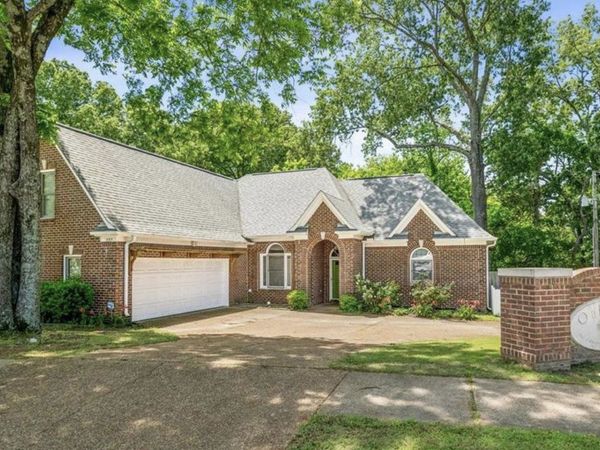285 GREAT FALLS RD, Collierville, TN 38017
