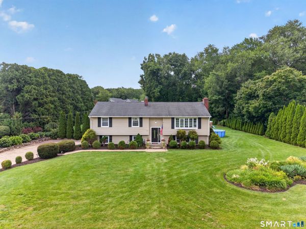 23 Applewood, Shelton, CT 06484