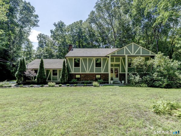 66 Black Ash, Montville, CT 06370