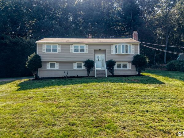 121 Longfellow , Shelton, CT 06484