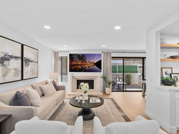 532 1/2 Via De La Valle, Unit F, Solana Beach, CA 92075