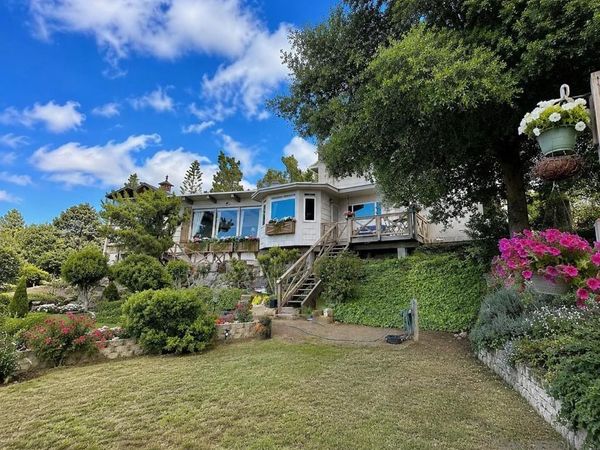 720 Sky Mountain Lane, Alpine, CA 91901