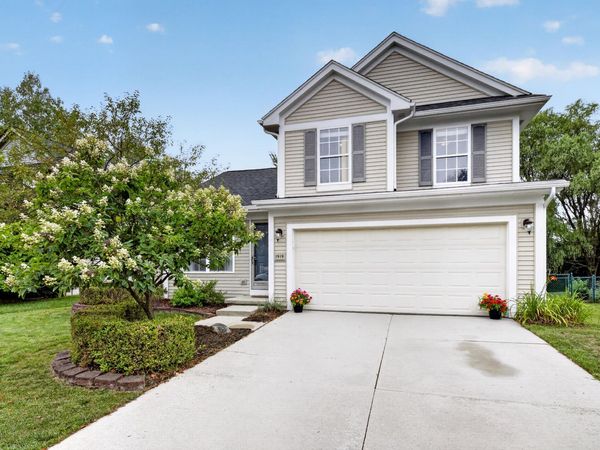 1919 Savannah Lane, Ypsilanti, MI 48198