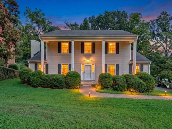 3711 Verona TRL , Roanoke, VA 24018