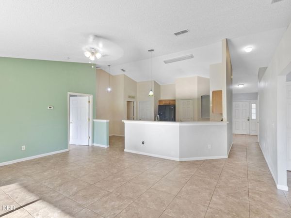 207 Parkview Drive, Palm Coast, FL 32164