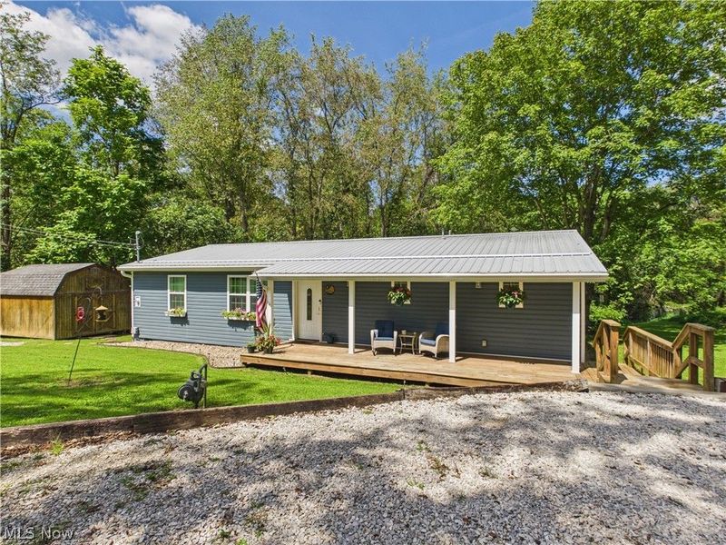 955 Gantsville Road, Little Hocking, OH 45742 Photo 5