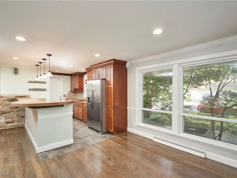 358 Sandhurst Road, Akron, OH 44333 Photo 14