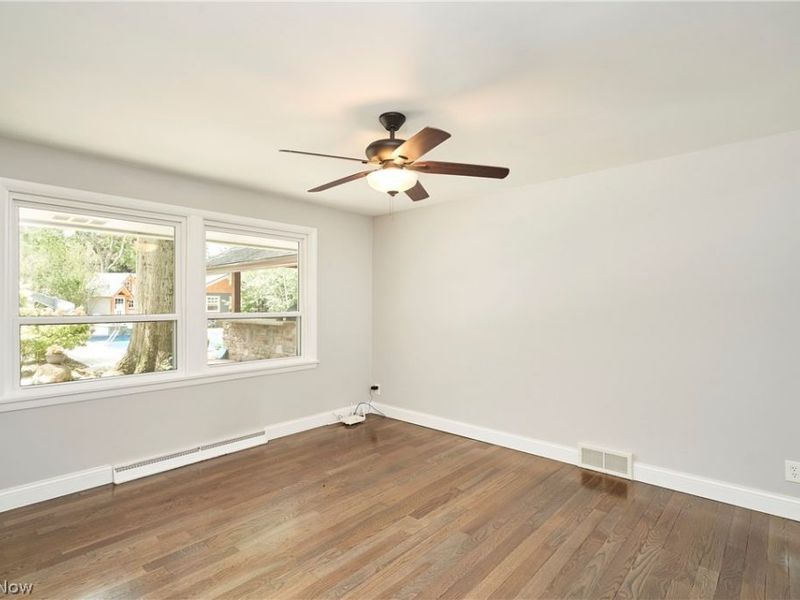 358 Sandhurst Road, Akron, OH 44333 Photo 18
