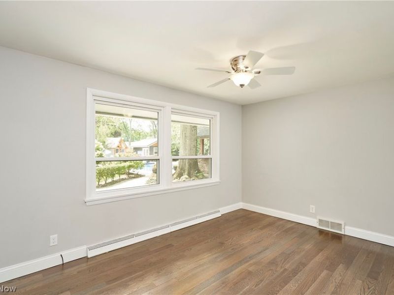 358 Sandhurst Road, Akron, OH 44333 Photo 19