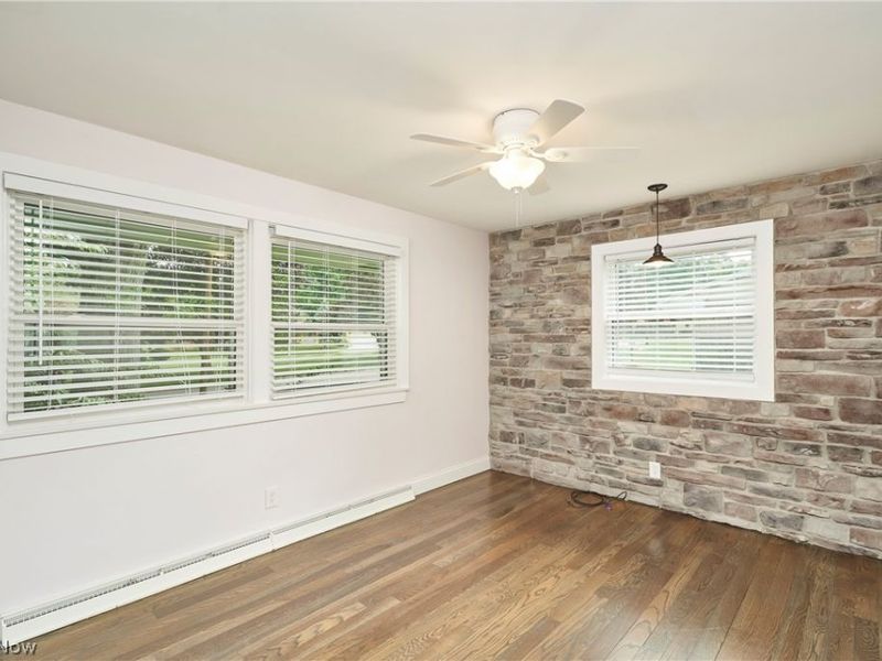 358 Sandhurst Road, Akron, OH 44333 Photo 20