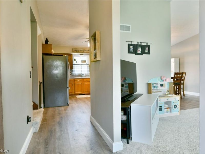 6619 Palmyra Road SW, Warren, OH 44481 Photo 10