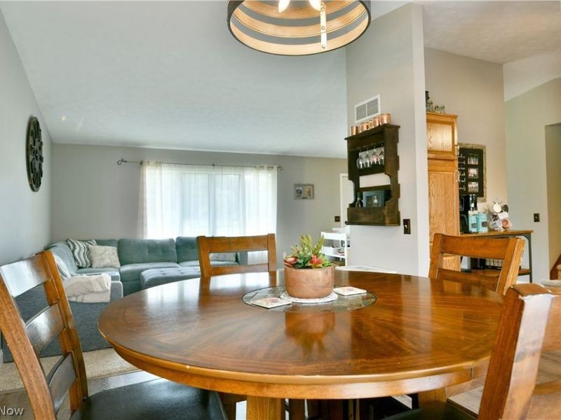 6619 Palmyra Road SW, Warren, OH 44481 Photo 18